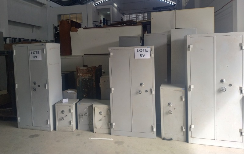 COFRE GALPÃO 01 LOTE 09 - leilão judicial - Não informado BR - lance mínimo R$ 1.134