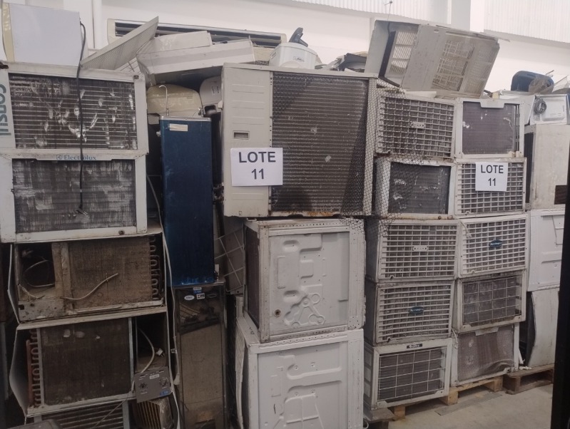 MÁQUINAS E EQUIPAMENTOS GALPÃO 1 LOTE 11 - leilão judicial - Não informado BR - lance mínimo R$ 2.345